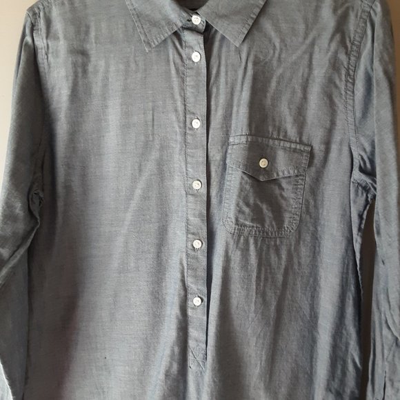 J. Crew Women's Blue Chambray Long Button Down Collared Shirt Size Small - Picture 3 of 14